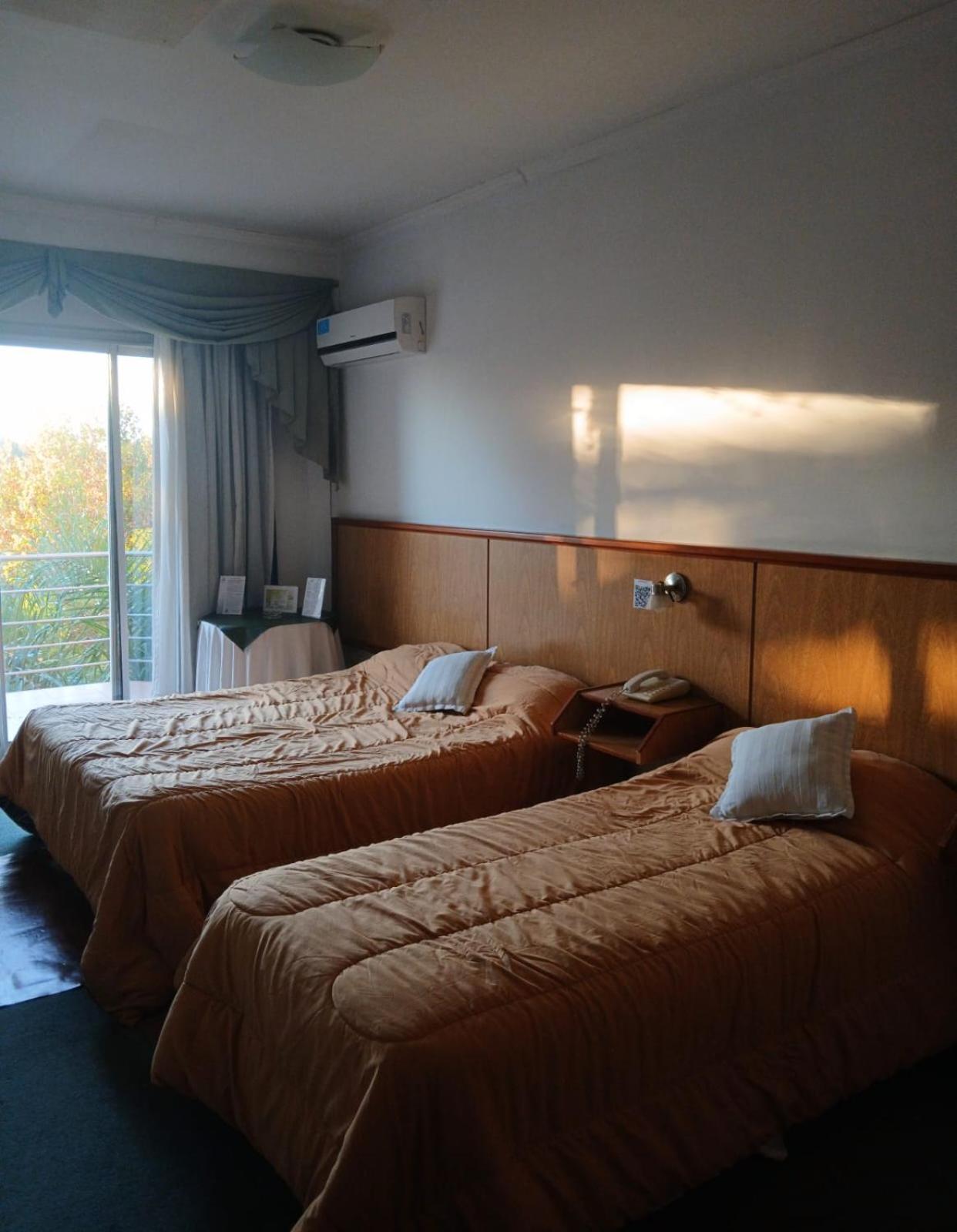Hotel Aguay Gualeguaychú Esterno foto